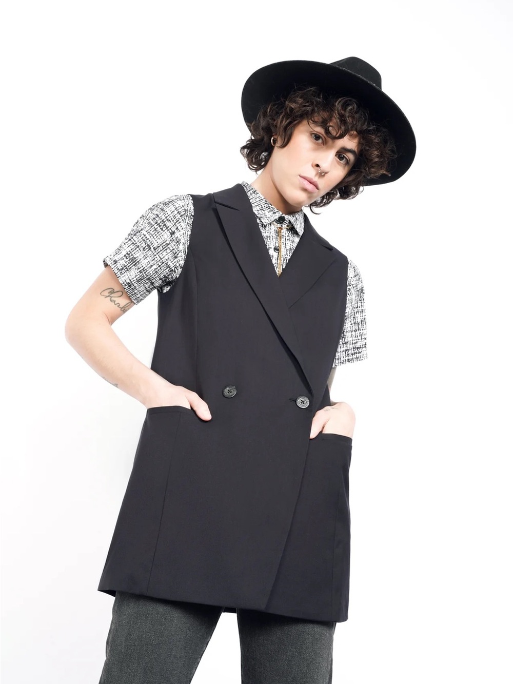 Wildfang Black Double-Breasted Sleeveless Blazer Vest